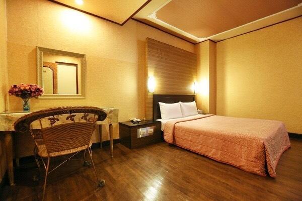 Hotel Lee-Chan Đài Bắc Ngoại thất bức ảnh